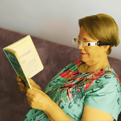 Büyüteçli Okuma Gözlüğü